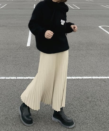 フェイクレザープリーツスカートecru