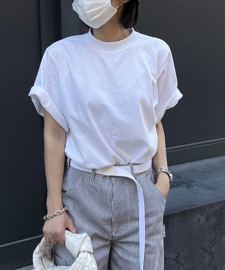 over size t-shirt (white/black)
