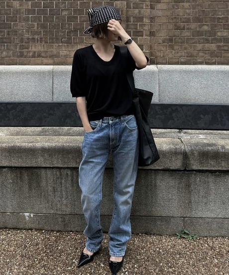 open neck half sleeve knit