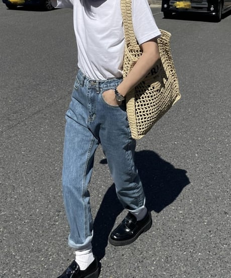 basic t-shirt (white/black)