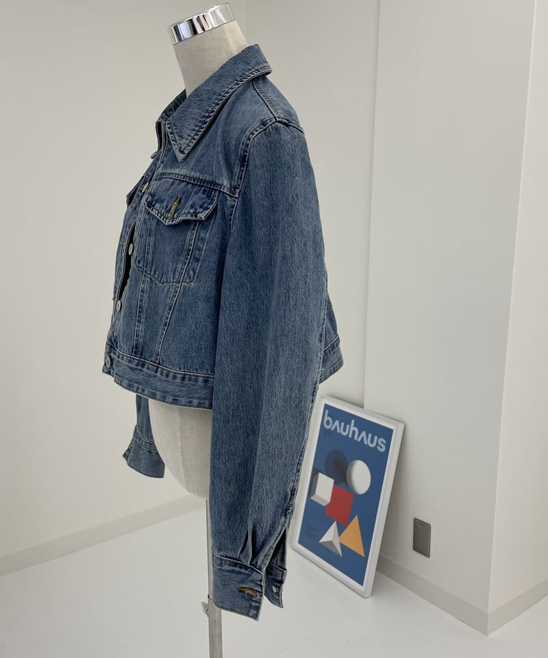 croped denim jacket blue | ok.soon croped denim jacket blue | ok.soon