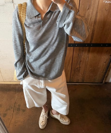 linen like open collar knit