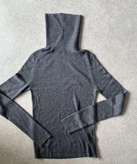 turtle neck sweater