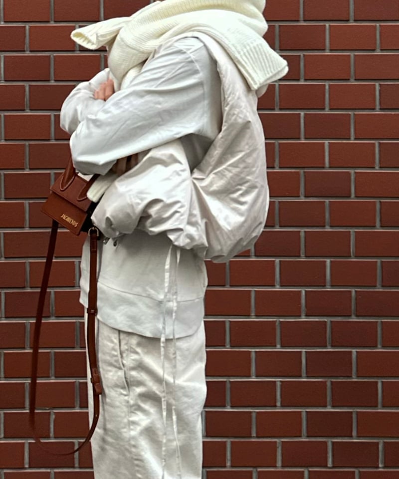 W name down vest (×FASHIRU)ecru | ok.soon W name down vest (×FASHIRU)ecru | ok.soon