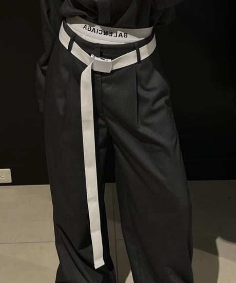 white belt 1tuck slacks (gray)