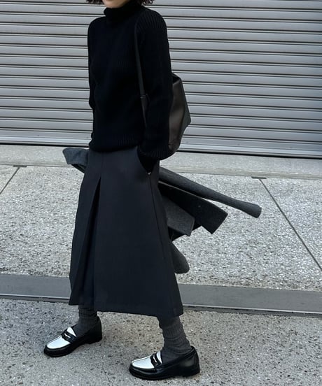 box pleats skirt gray
