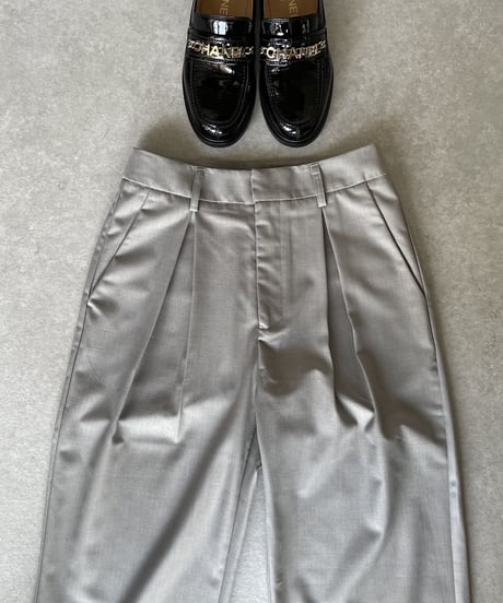 light gray slacks(S/M/L)