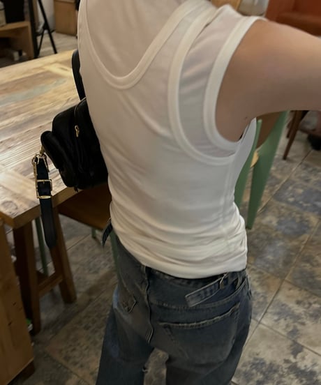 layeling sleeveles