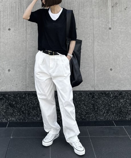 open neck half sleeve knit