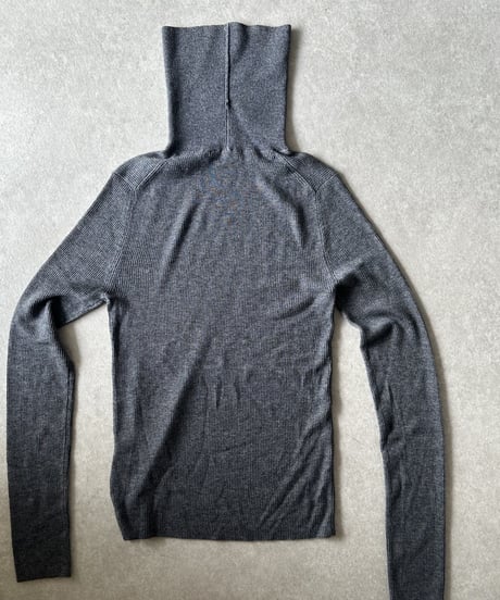 turtle neck sweater