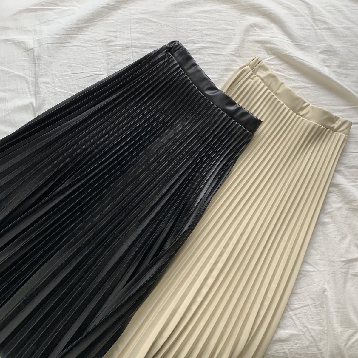 ok.sonnオクスンフェイクレザースカート fake leather pleats skirt | ok.soon