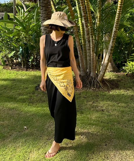 sleeveless dress