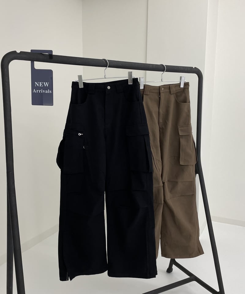 wide cargo pants(brown/black) | ok.soon