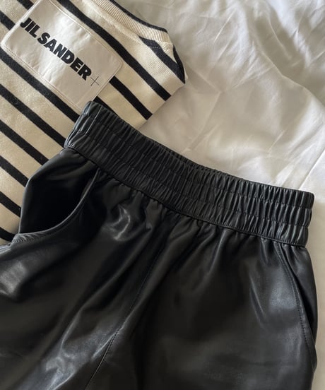 fake leather half pants