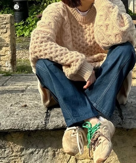 over size cable knit