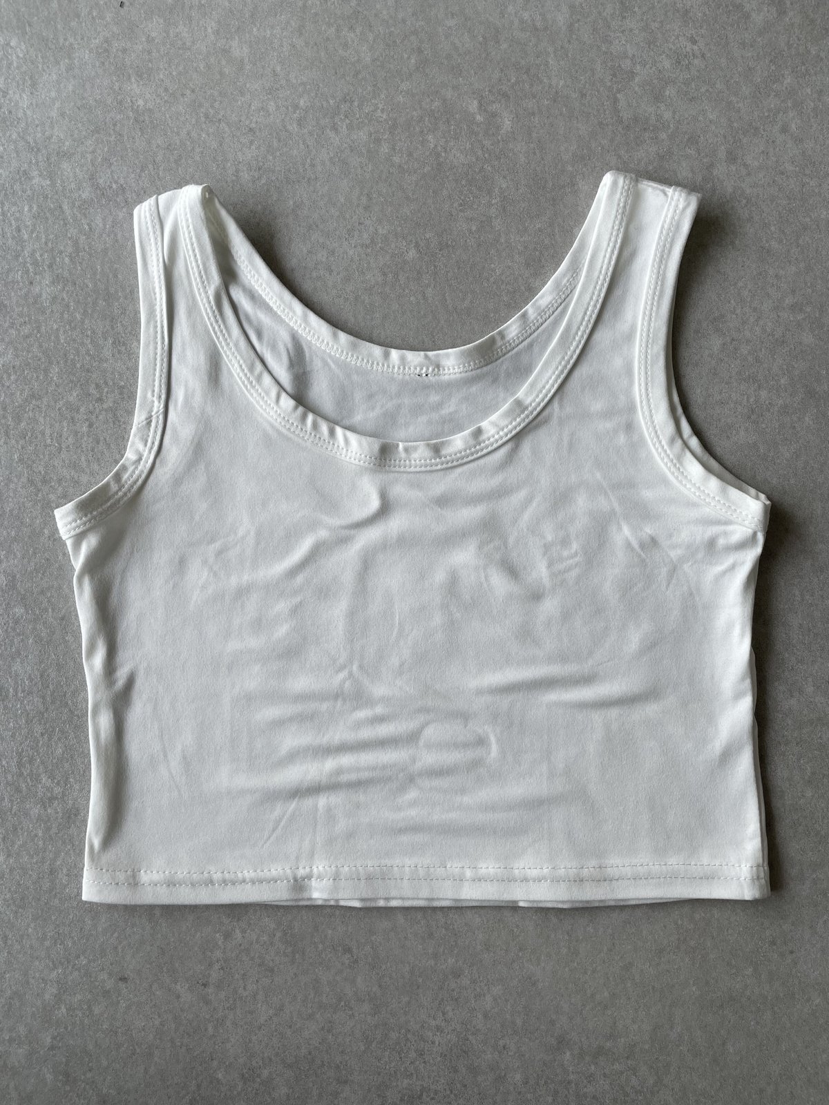 cropped tank (white/black) | ok.soon