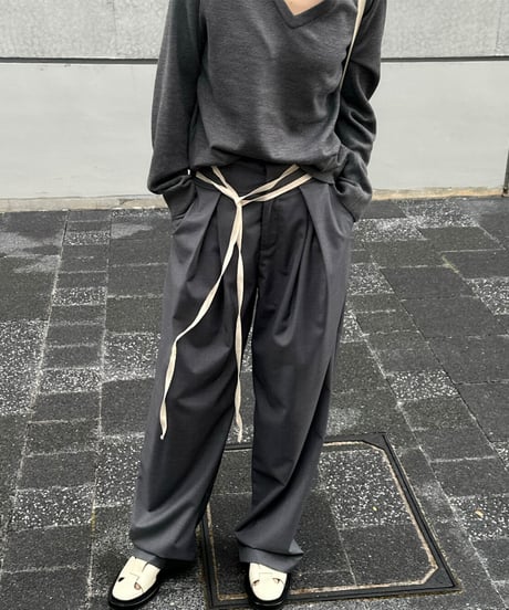 inbox pleats slacks gray