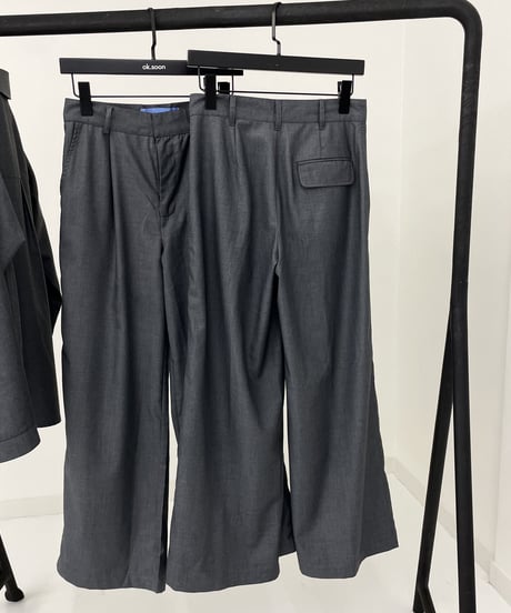 white belt 1tuck slacks (gray)
