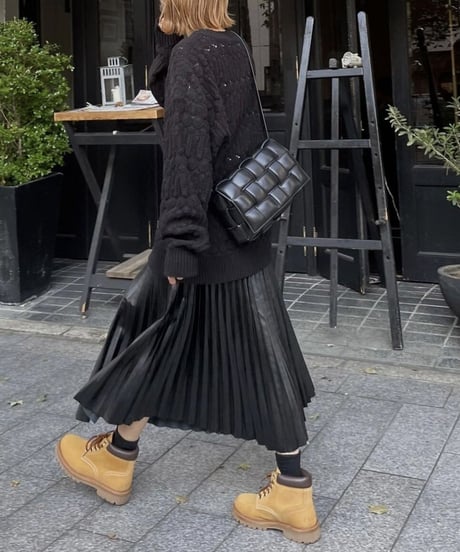 fake leather pleats skirt