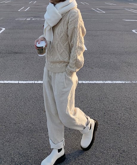 コーデュロイテーパードパンツ