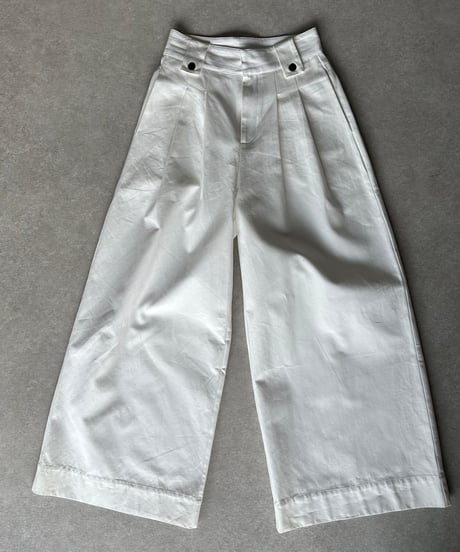 wide white pants