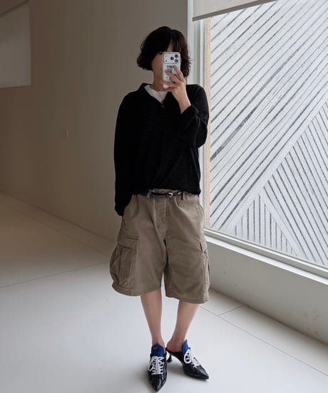 linen like open collar knit