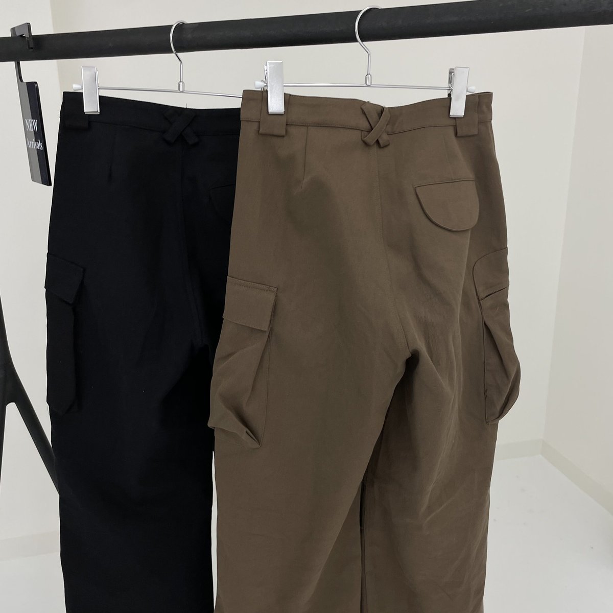 wide cargo pants(brown/black) | ok.soon wide cargo pants(brown/black) | ok.soon