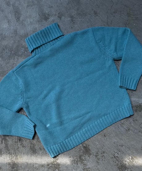 pullover turtle knit