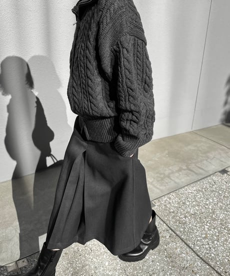 box pleats skirt gray