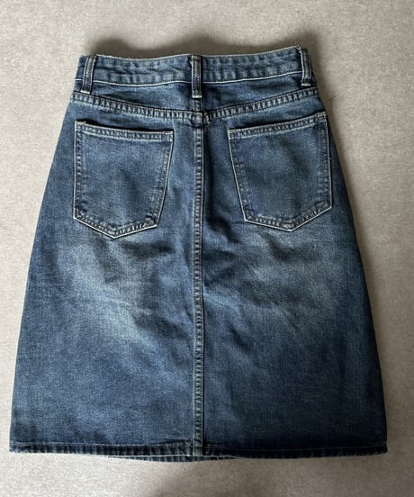 blue denim  skirt / cotton white t shirt