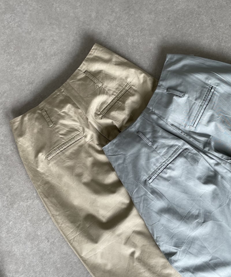 クロップドラップパンツbeige,smoky blue | ok.soon クロップドラップパンツbeige,smoky blue | ok.soon