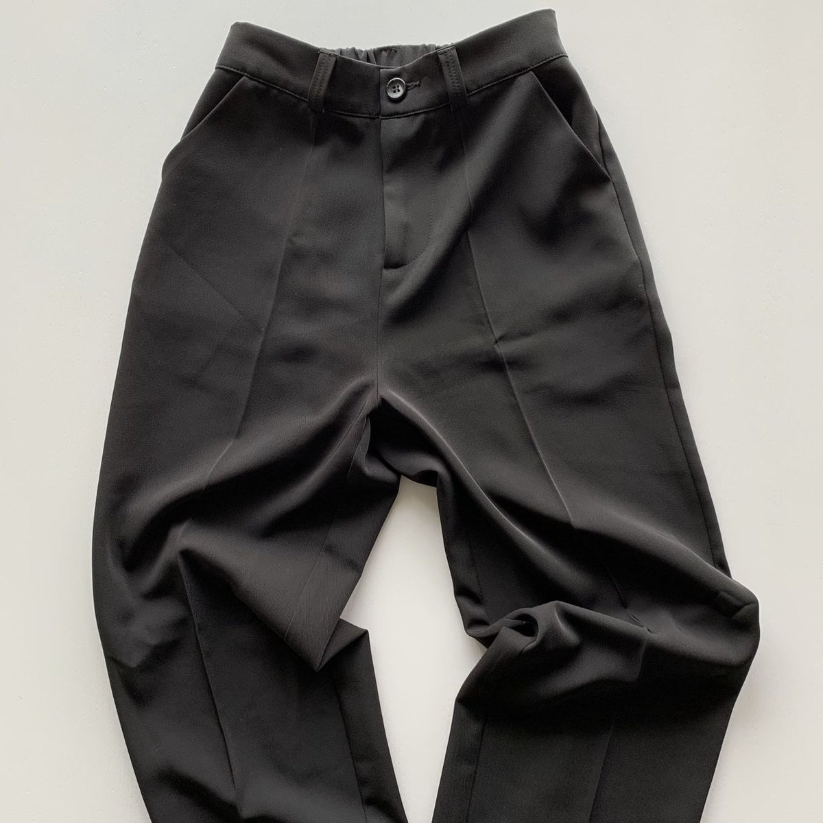 【新品タグ付】ok.soon new tapered slacks 黒size2 new tapered slacks | ok.soon