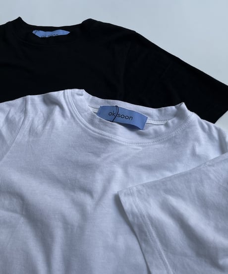 basic t-shirt (white/black)