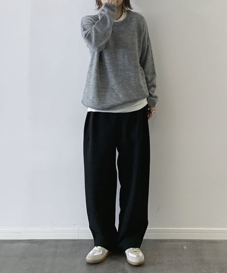 over size crew neck knit