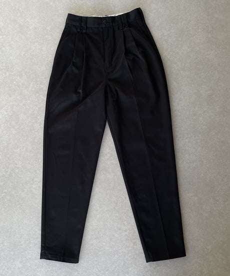 ok.soon×dickies 2tuck tapered chino pants (black)