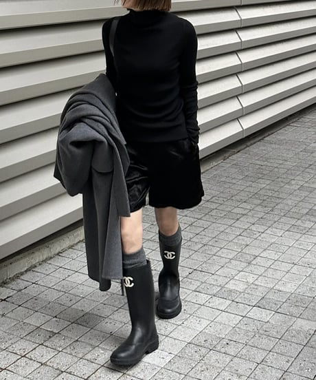 turtle neck sweater