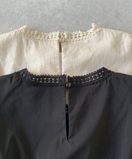 bonbon lace blouse(ecru,black)