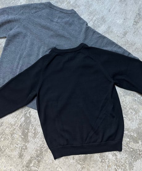 V neck wool knit
