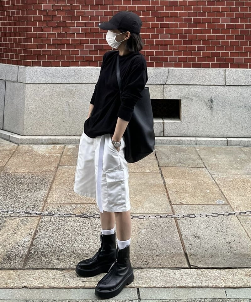 cargo half pants (black/white) | ok.soon cargo half pants (black/white) | ok.soon