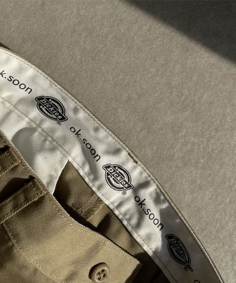 ok.soon×dickies  2tuck tapered chino pants