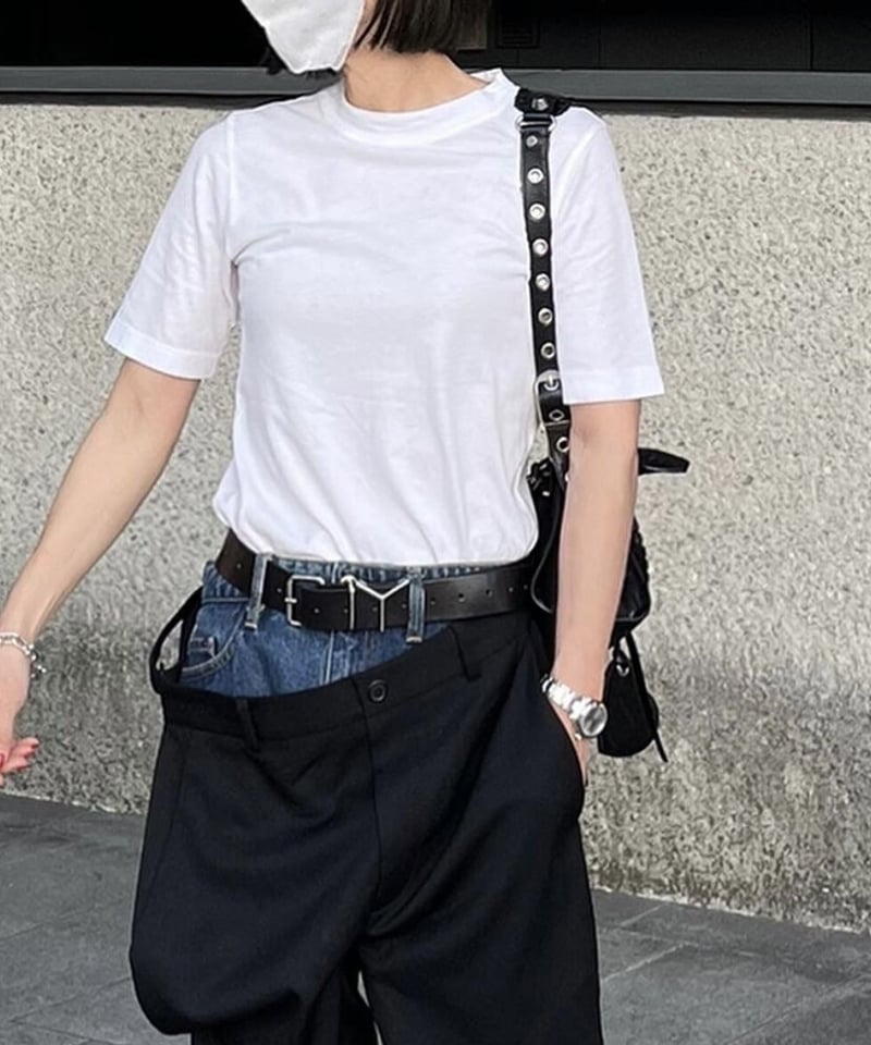 basic t-shirt (white/black) | ok.soon basic t-shirt (white/black) | ok.soon