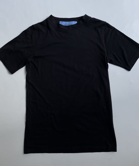 basic t-shirt (white/black)