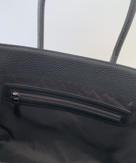 sh_2306 collaboration tote bag