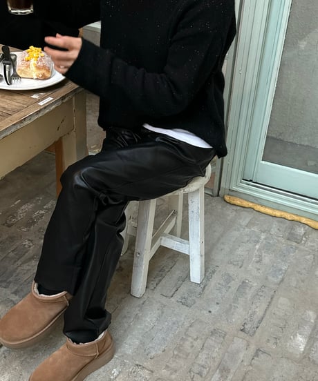 fake leather straight pants