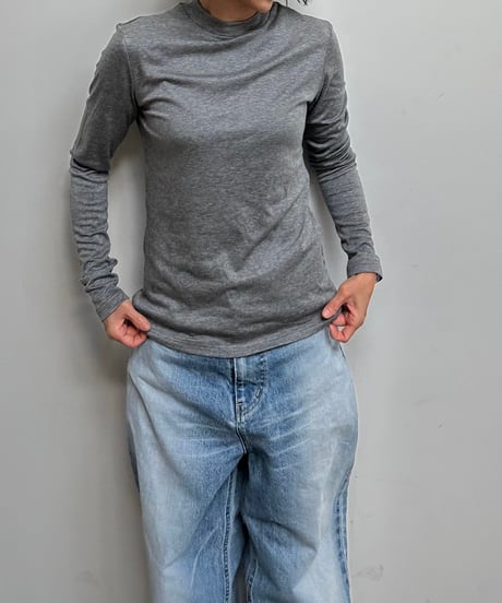 loose fitting long sleeve t gray