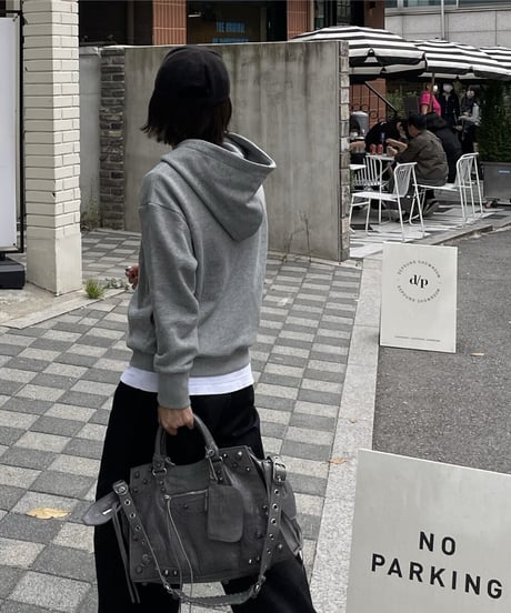 compact hoodie (black/gray)