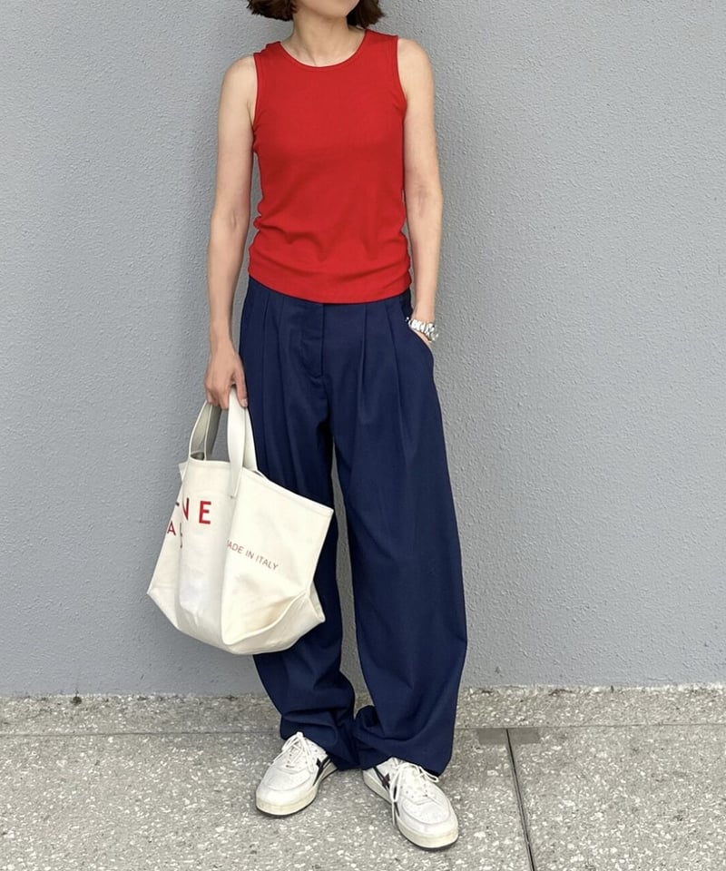 美品・試着のみ】VOAAOV TUCK WIDE SLACKS （ネイビー）-