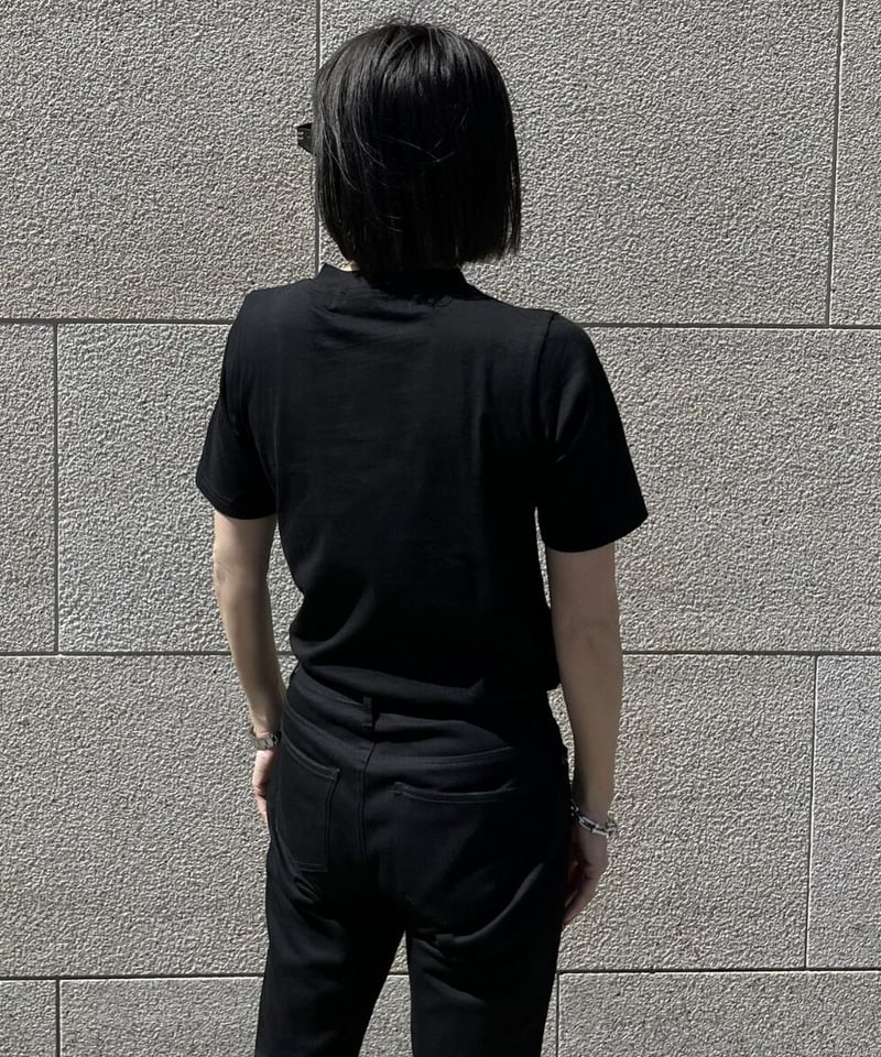 basic t-shirt (white/black) | ok.soon basic t-shirt (white/black) | ok.soon