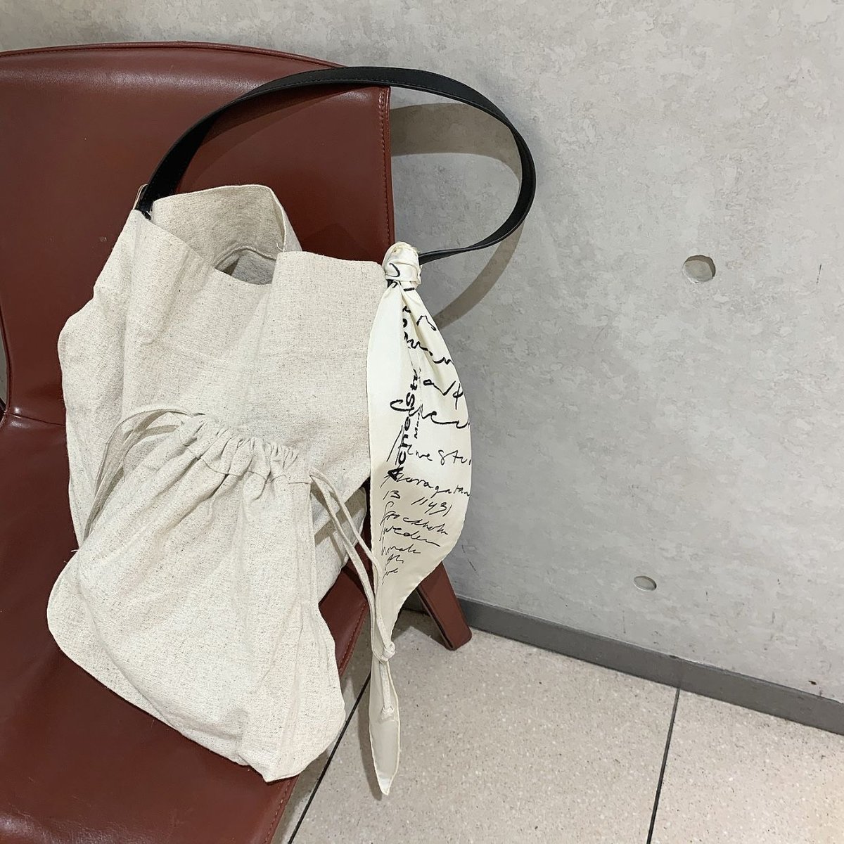 【Ossl】【送料込】人気*リネン*ショルダークロスバッグ＊全３色 Ossl ☆ リネン ショルダーバッグ クロスバッグ エコバッグ