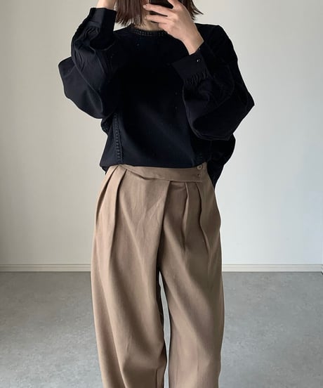wool like wide tuck pants